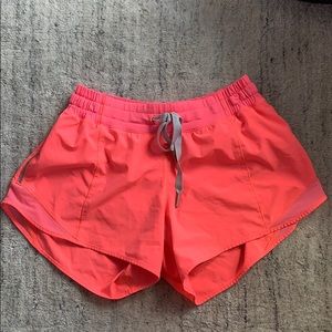 Lululemon shorts size 4
